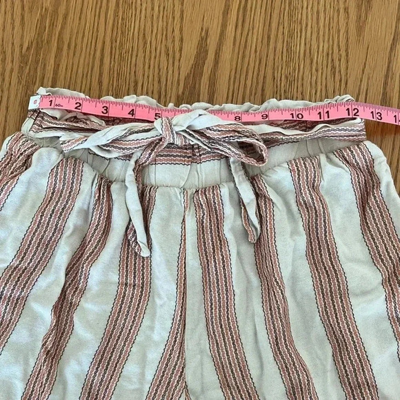 Striped Paperbag Shorts | Stretch Waist with Pockets | Breathable Istanbul Style - Picture 3 of 7